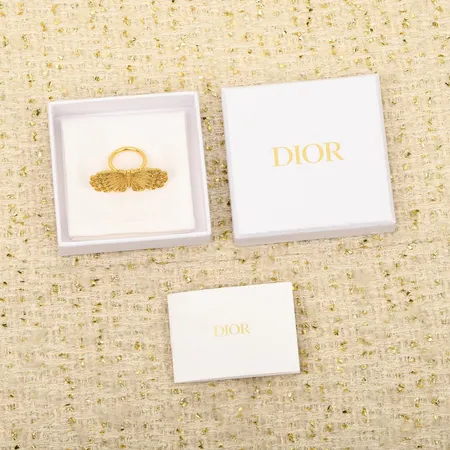 ディオール 指輪
