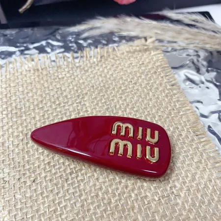 ミュウミュウ ヘアアクセサリー