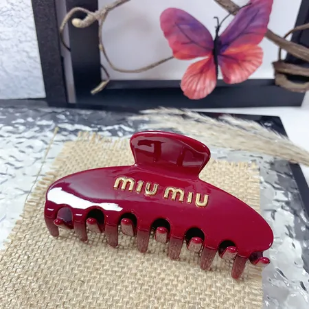 ミュウミュウ ヘアアクセサリー