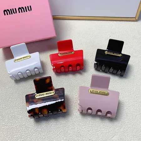 ミュウミュウ ヘアアクセサリー