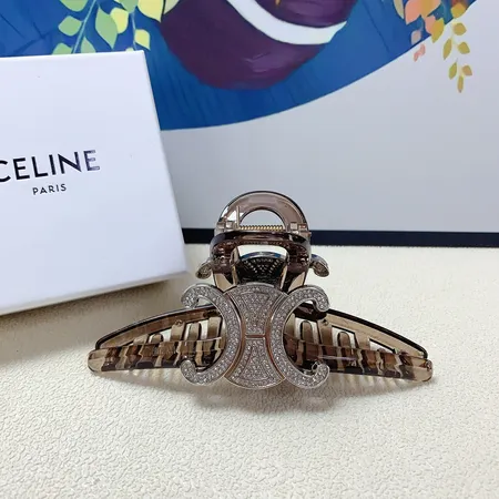 セリーヌ ヘアアクセサリー