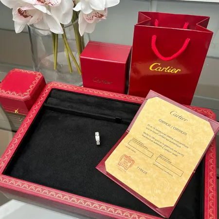 カルティエ 指輪