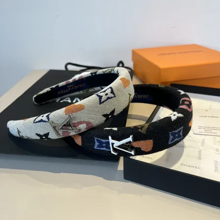 ルイヴィトン ヘアアクセサリー