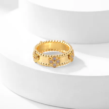 ヴァン クリーフ＆アーペル 指輪