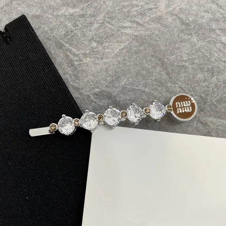 ミュウミュウ ヘアアクセサリー