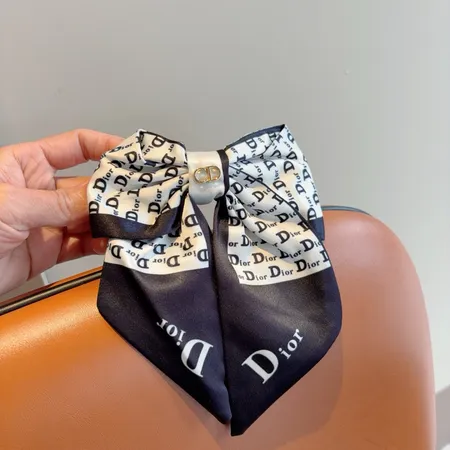 グッチ ヘアアクセサリー