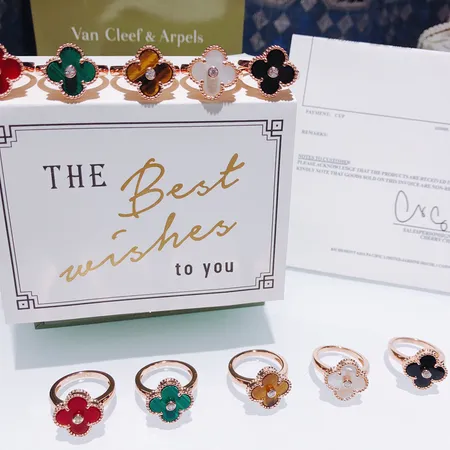 ヴァン クリーフ＆アーペル 指輪