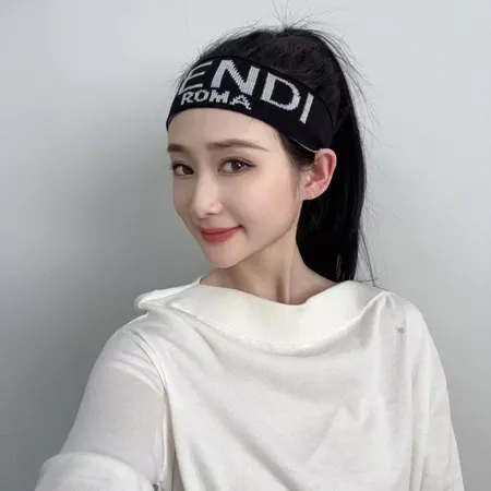 フェンディ ヘアアクセサリー