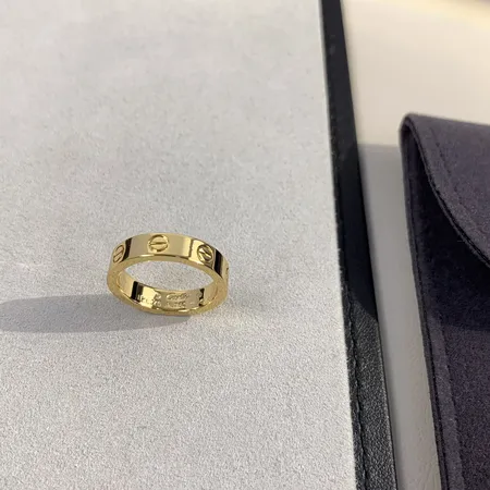 カルティエ 指輪