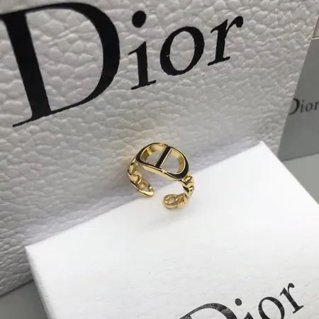 ディオール 指輪