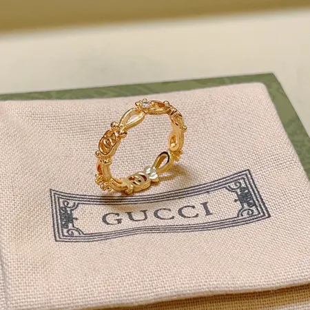 グッチ 指輪