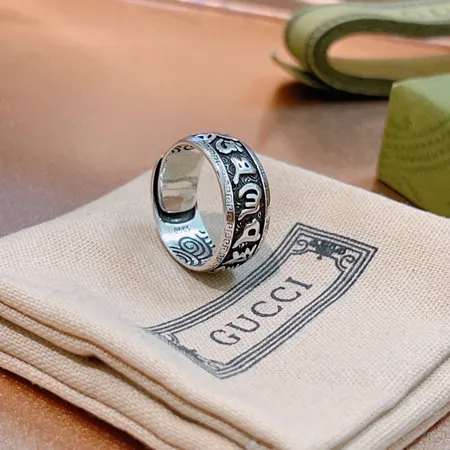 グッチ 指輪