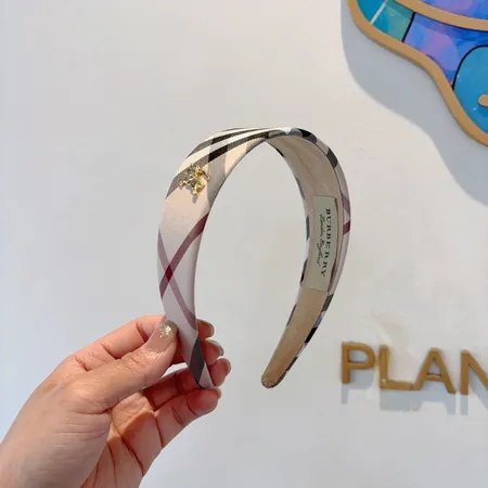 バーバリー ス ヘアアクセサリー