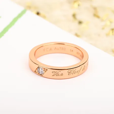 ヴァン クリーフ＆アーペル 指輪