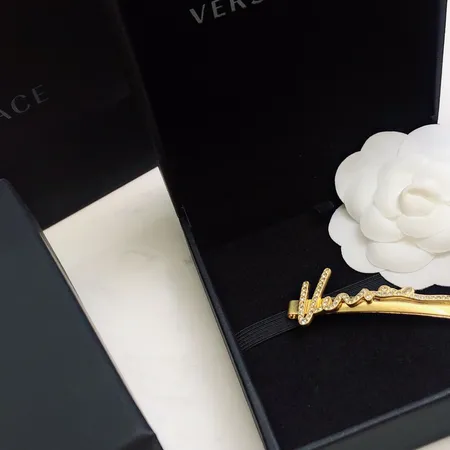 ヴェルサーチ ヘアアクセサリー