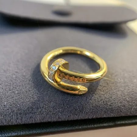 カルティエ 指輪