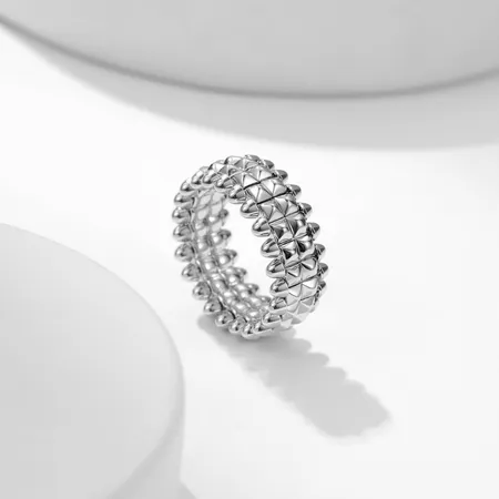 カルティエ 指輪