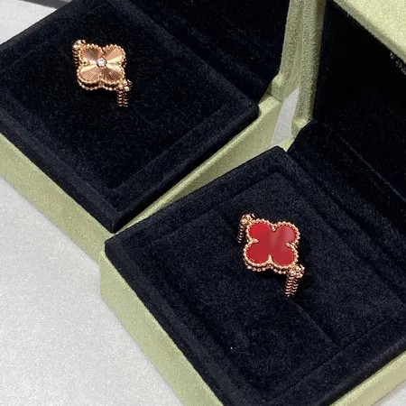 ヴァン クリーフ＆アーペル 指輪