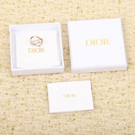 ディオール 指輪
