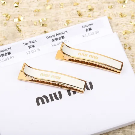 ミュウミュウ ヘアアクセサリー