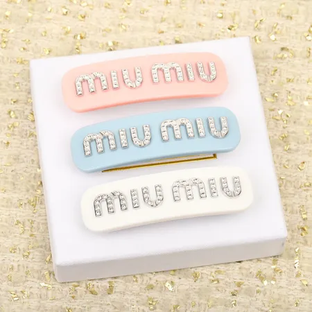 ミュウミュウ ヘアアクセサリー