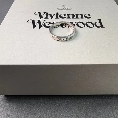 ミュウミュウ 指輪