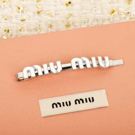 ミュウミュウ ヘアアクセサリー