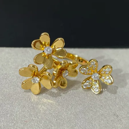 ヴァン クリーフ＆アーペル 指輪