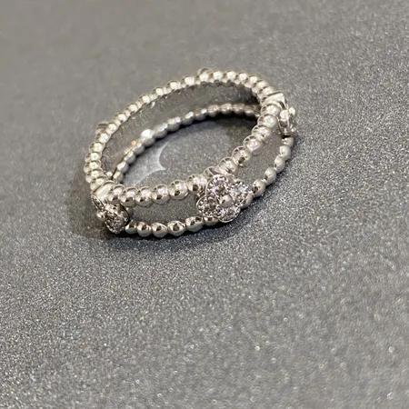 ヴァン クリーフ＆アーペル 指輪