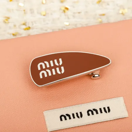 ミュウミュウ ヘアアクセサリー