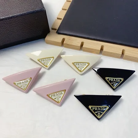 プラダ ヘアアクセサリー