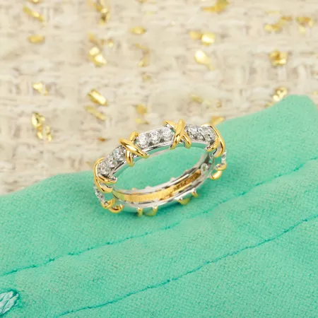 ティファニー 指輪