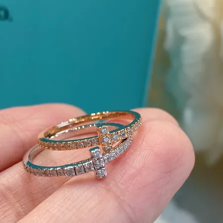 ティファニー 指輪