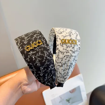 グッチ ヘアアクセサリー