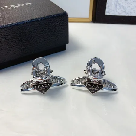 プラダ ヘアアクセサリー