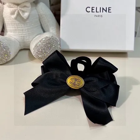 セリーヌ ヘアアクセサリー