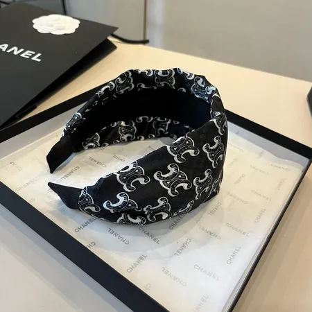 セリーヌ ヘアアクセサリー