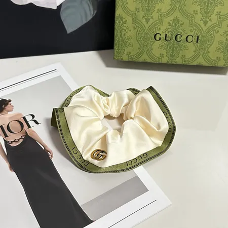 グッチ ヘアアクセサリー