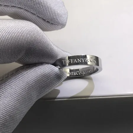 ティファニー 指輪