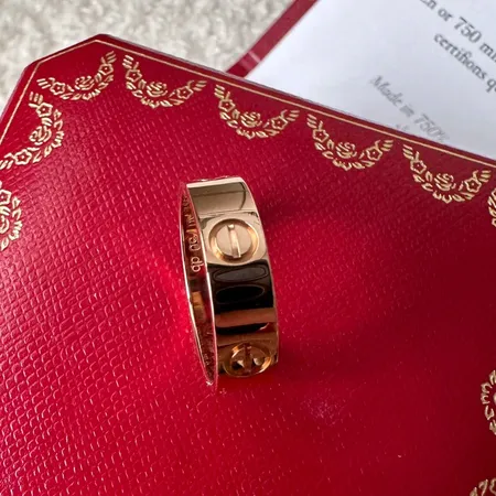 カルティエ 指輪