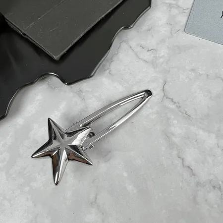 イブサンローラン ヘアアクセサリー