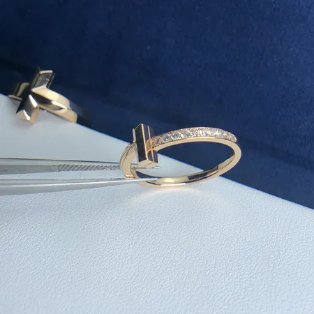 ティファニー 指輪