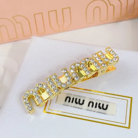 ミュウミュウ ヘアアクセサリー