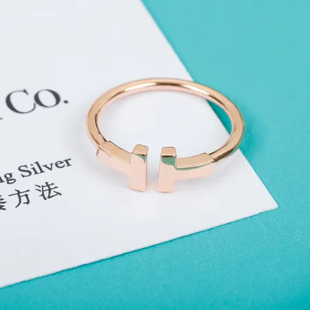 ティファニー 指輪