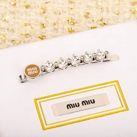 ミュウミュウ ヘアアクセサリー