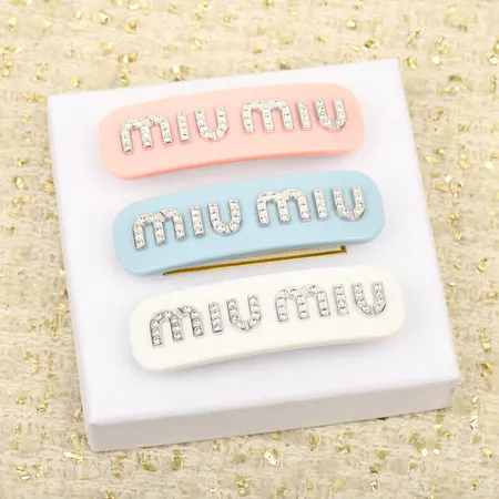 ミュウミュウ ヘアアクセサリー