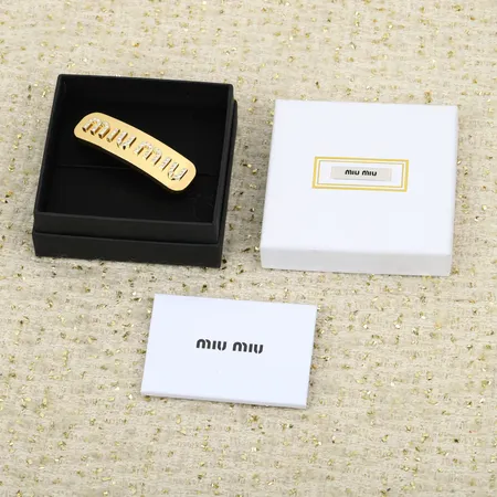 ミュウミュウ ヘアアクセサリー