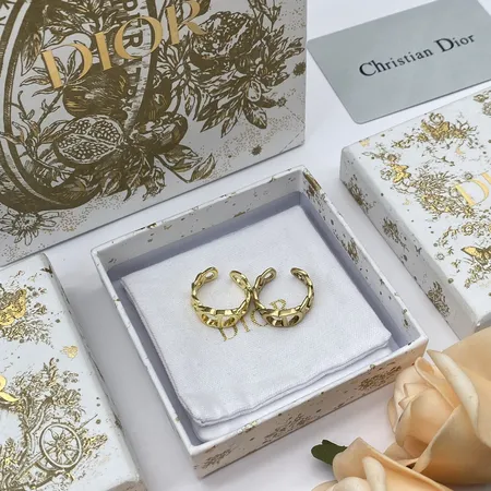 ディオール 指輪