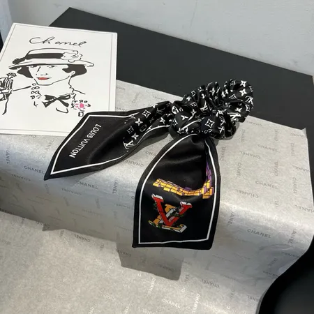 ルイヴィトン ヘアアクセサリー