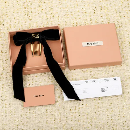 ミュウミュウ ヘアアクセサリー